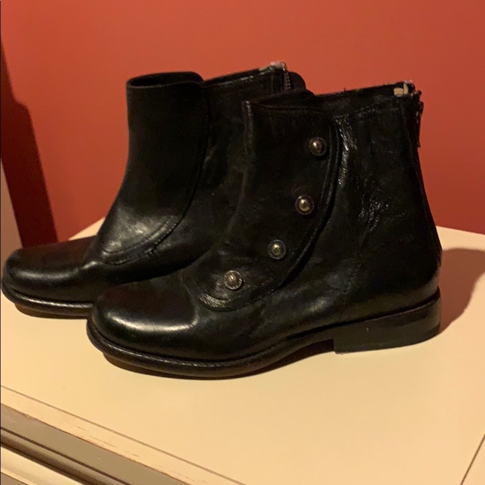VINTAGE FRYE